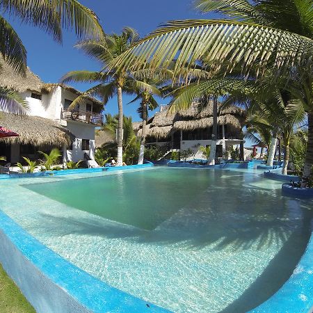 Marbella Eco Lodge Monterrico Dış mekan fotoğraf