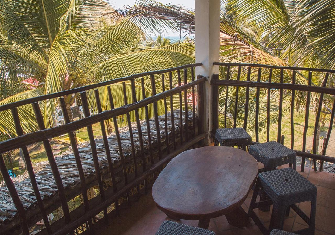 Marbella Eco Lodge Monterrico Dış mekan fotoğraf