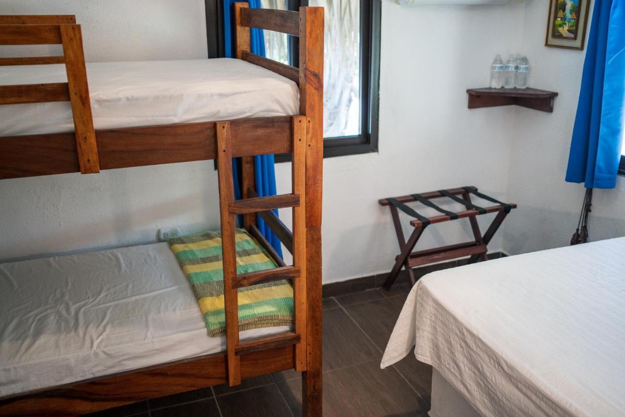 Marbella Eco Lodge Monterrico Dış mekan fotoğraf