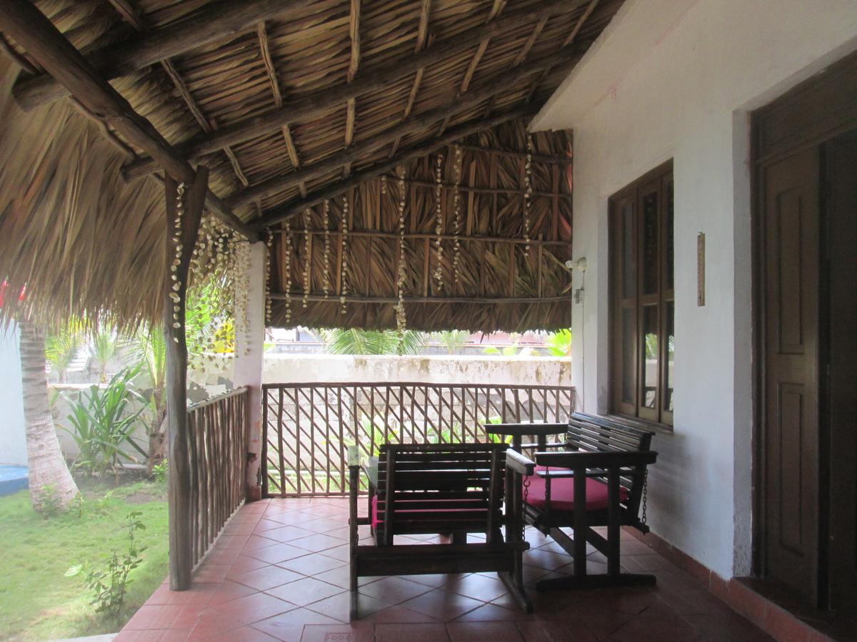Marbella Eco Lodge Monterrico Dış mekan fotoğraf